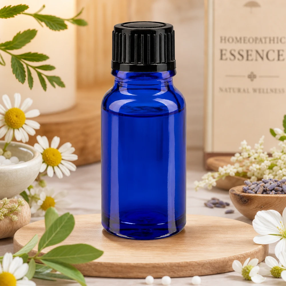 Flaske med homøopatiske essenser, 10 ml, i blåt apotekerglas med en dråbeåbning på 1 mm