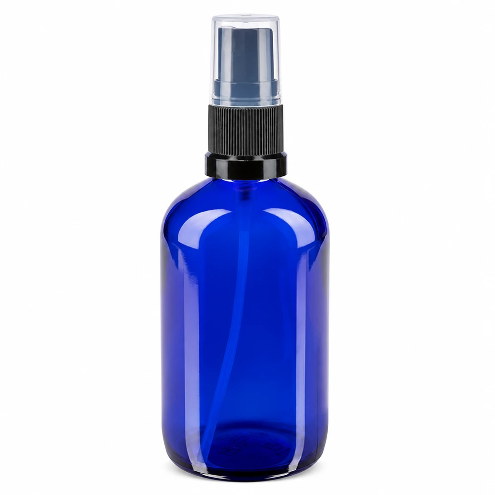100 ml blå glasflaske med sprayhoved i sort og gennemsigtig beskyttelseskappe af apotekerglas