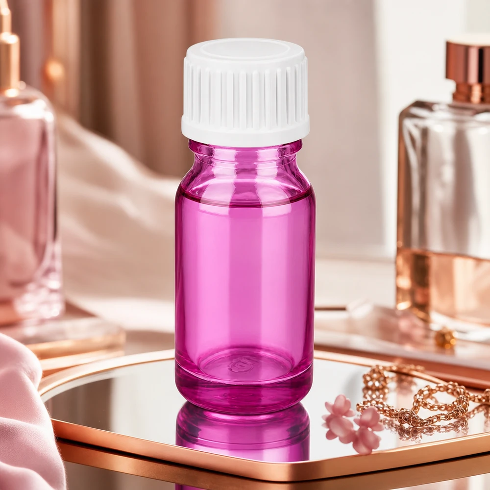 10 ml (kugle) flaske. 3 mm hældering hvid standard PurpleLine. UT18/10 Kompakt 10 ml violet glasflaske med hvid hætte til præcis dosering af aktive ingredienser