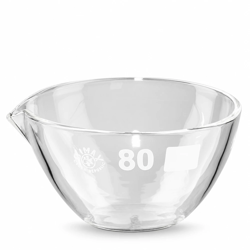90 ml fordampningsskål med borosilikat-tud 90 ml fordampningsskål af borosilikatglas med praktisk tud til laboratoriebrug