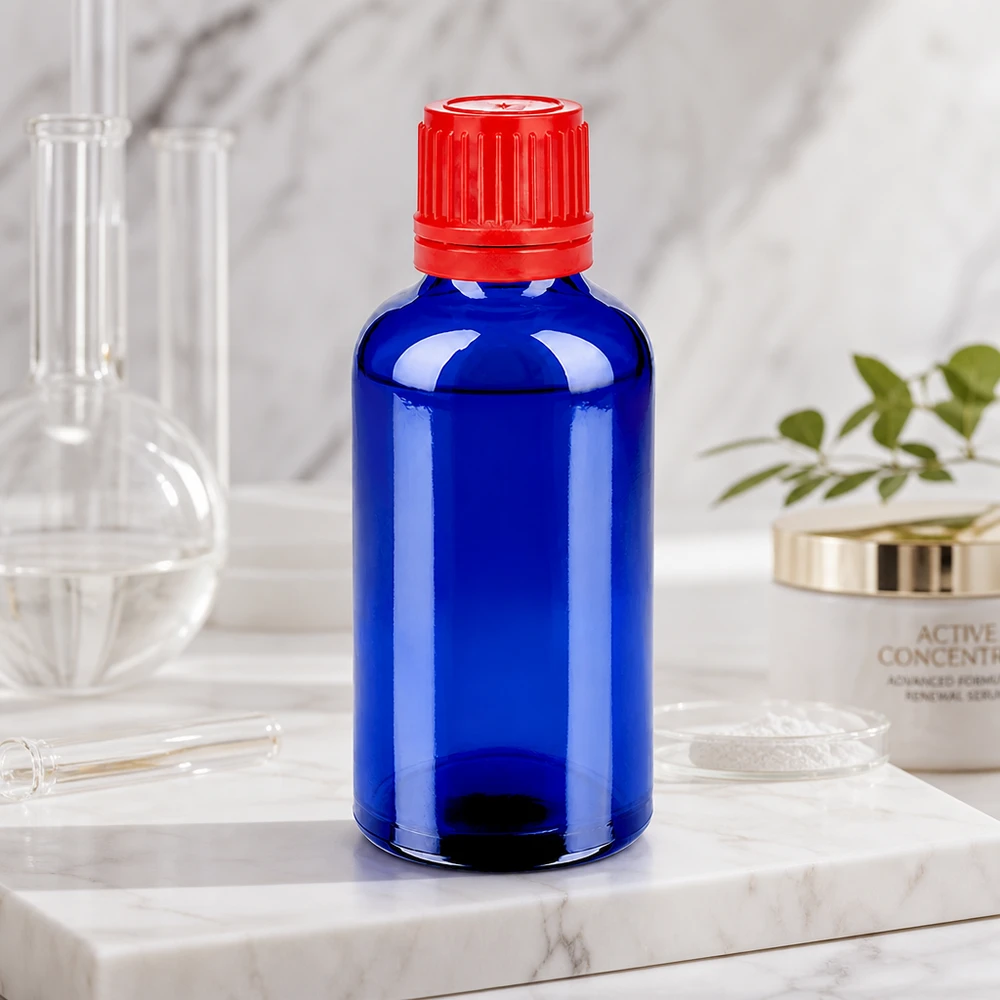 50 ml flaske 11 mm SV rød OV BlueLine UT18/50 Lille 50 ml flaske i elegant koboltblå med praktisk rød hætte SV 11mm OV BlueLine UT18/50