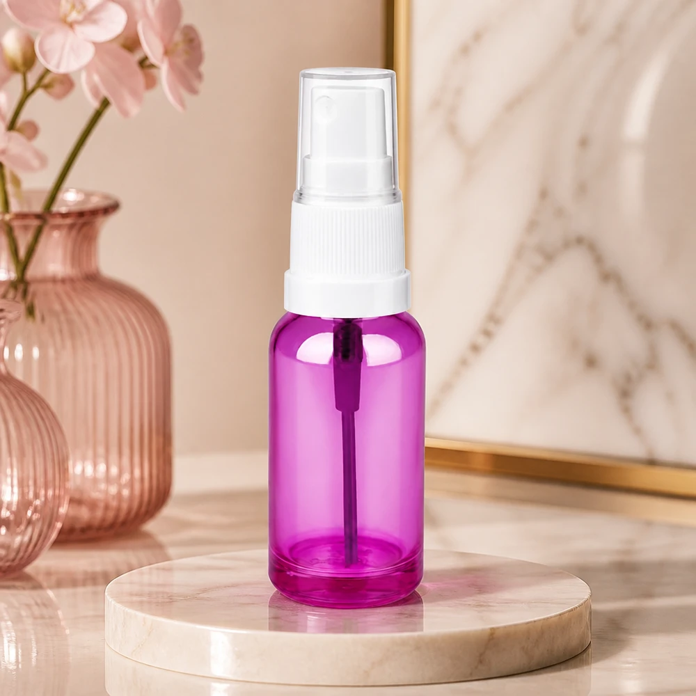 20 ml sprayflaske hvid/transparent Standard PurpleLine UT18/20 20 ml sprayflaske fremstillet af gennemsigtig plast i høj kvalitet i et elegant lilla design