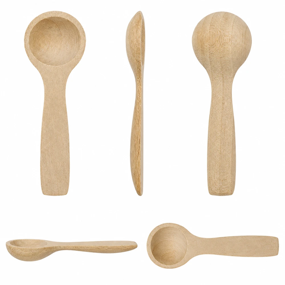 Træspade størrelse S skeform 7,7 cm lang Fem billeder af den lille træske på 7,7 cm fra forskellige vinkler viser form og finish på skeen af bøgetræ.