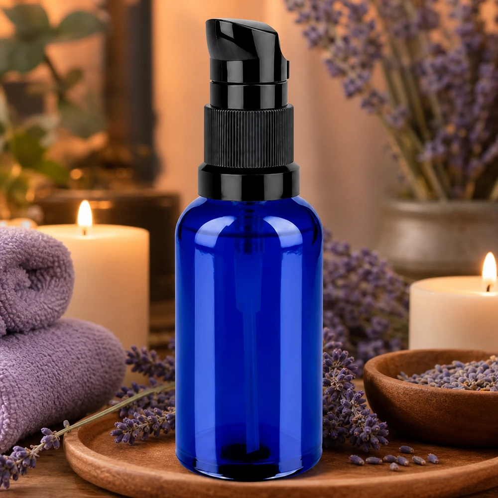50 ml pumpeflaske STD BlueLine UT18/50 ideel til serum og olier i et elegant blåt design