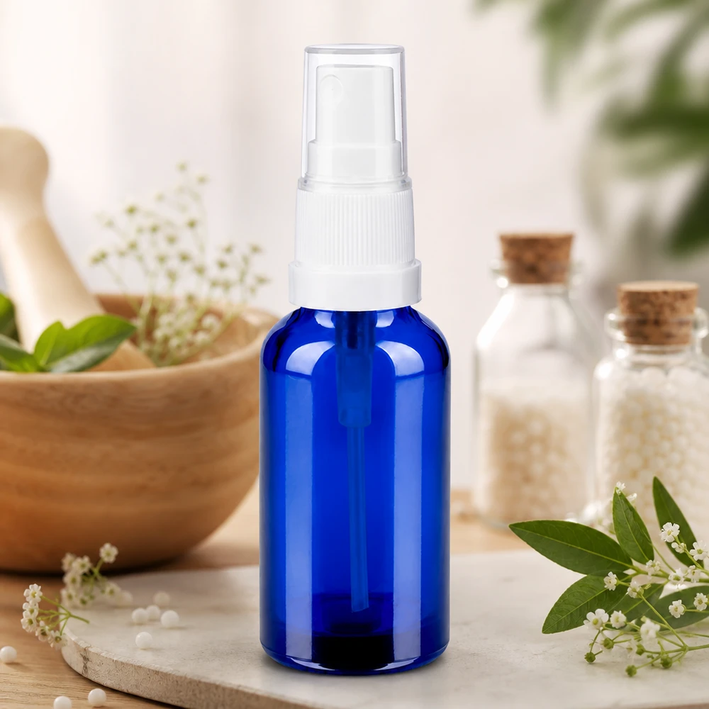 Praktisk 30 ml sprayflaske med gennemsigtigt sprayhoved til nem påføring af kosmetik