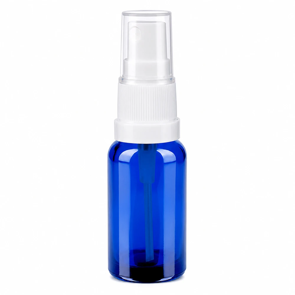 20 ml blå glassprayflaske med hvidt sprayhoved til kosmetik og æteriske olier