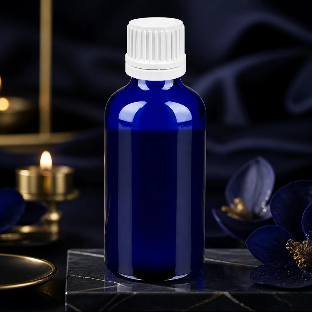 Premium 50 ml dråbeflaske af koboltglas med hvid UT18-hætte til naturprodukter af høj kvalitet