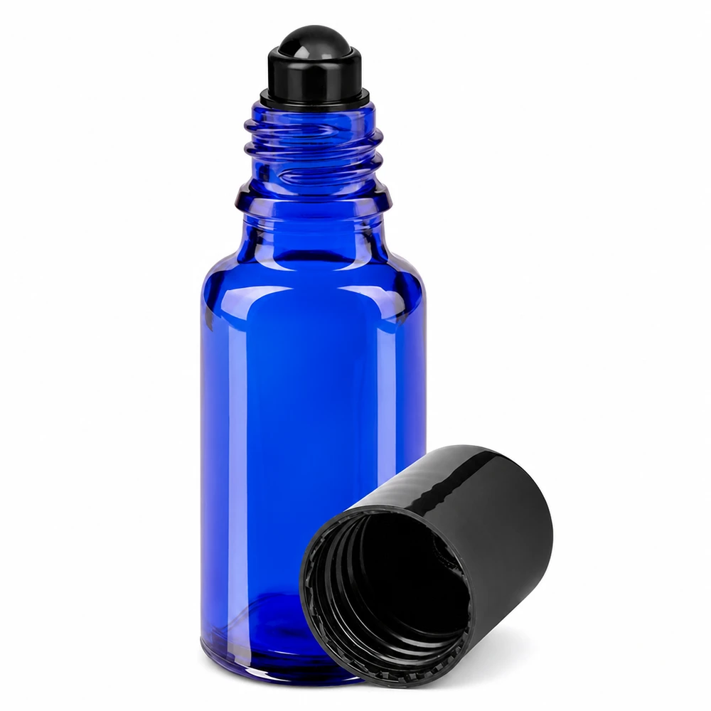 20 ml blå roll-on-flaske af apotekerglas med sort rullekugle og skruelåg