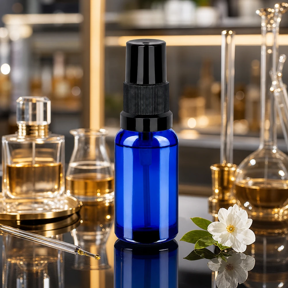 20 ml sprayflaske sort STD BlueLine UT18/20 20 ml BlueLine-sprayflaske af høj kvalitet i robust blåt glas med sort forstøver til laboratoriebrug