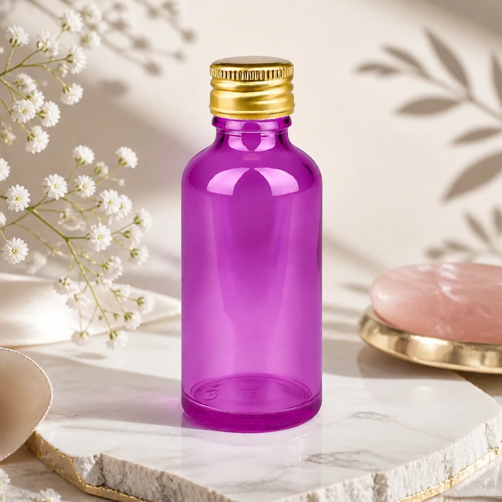 50 ml flaske 11 mm skruelåg aluminium guld standard PurpleLine. UT18/50 Elegant 50 ml flaske i lys violet med en luksuriøs guldfinish til eksklusive plejeprodukter
