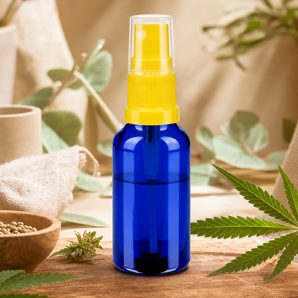 Robust 30 ml glassprayflaske med praktisk spraymekanisme til mobile anvendelser på farten