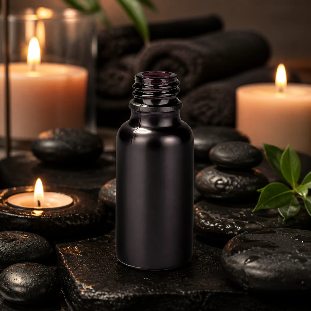 20 ml apoteksflaske BlackLine UT18/20 UNiTWIST 20 ml BlackLine-apoteksflaske i høj kvalitet med UV-beskyttelse takket være sort glas og UNiTWIST-låg